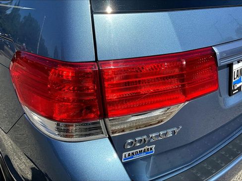 Used 2024 Volkswagen Atlas Cross Sport SEL R-Line AWD/4WD image 32