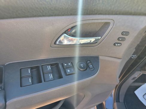 Used 2016 Honda Odyssey Touring Elite image 13