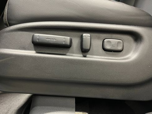 New 2025 Honda Ridgeline Black Edition image 14