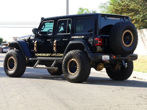 Used 2021 Jeep Wrangler Unlimited Rubicon w/ Trailer Tow Package AWD/4WD image 45
