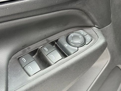 Used 2019 Chevrolet Equinox LT image 20