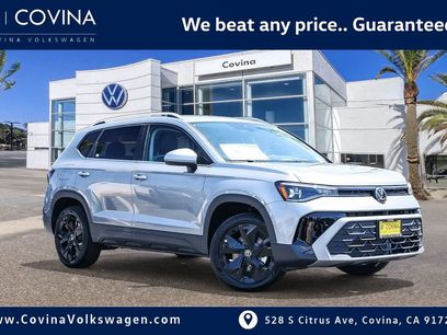 New 2025 Volkswagen Taos SE