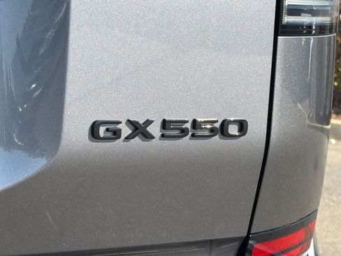 Certified 2024 Lexus GX 550 w/ Accessory Package (Z1) AWD/4WD image 34