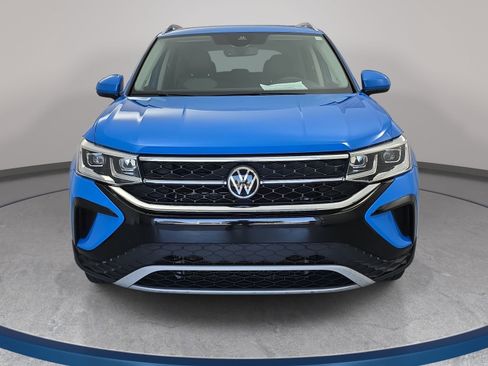 Used 2022 Volkswagen Taos SEL AWD/4WD image 2