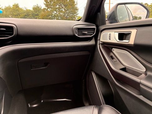 Used 2020 Ford Explorer ST w/ Premium Technology Package AWD/4WD image 41
