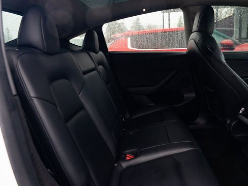 Used 2023 Tesla Model Y Long Range image 19