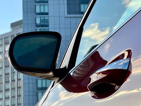 Certified 2022 Mercedes-Benz GLA 250 4MATIC image 9