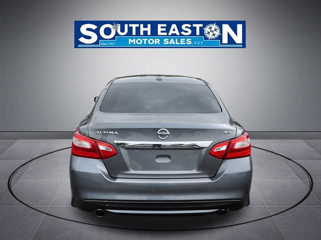 Used 2016 Nissan Altima 2.5 SV FWD image 4