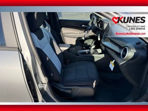 New 2026 Chevrolet Trax LS w/ LS Convenience Package image 18