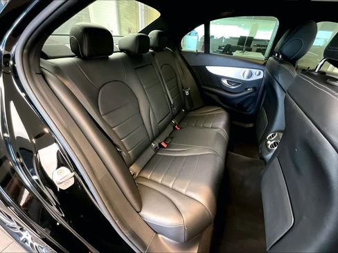 Used 2019 Mercedes-Benz C 300 Sedan image 18