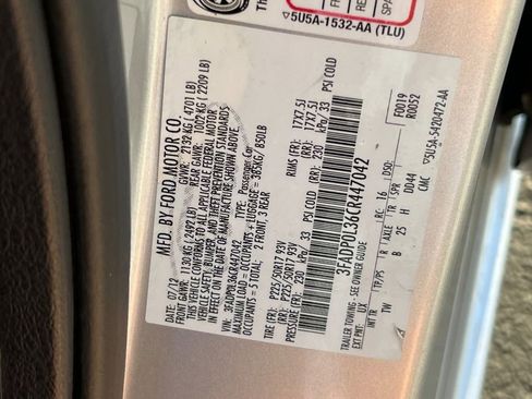 Used 2012 Ford Fusion Hybrid image 28