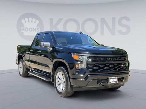 Used 2022 Chevrolet Silverado 1500 Custom AWD/4WD image 10