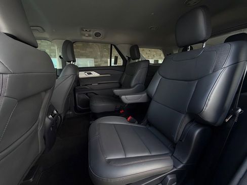 New 2026 Ford Explorer Active w/ Active Comfort Package RWD image 56