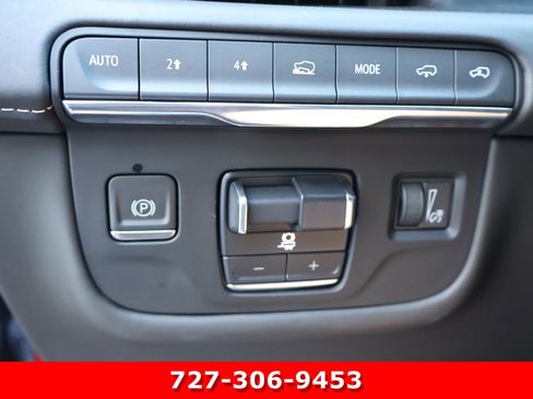 Used 2023 Cadillac Escalade Sport Platinum AWD/4WD image 26