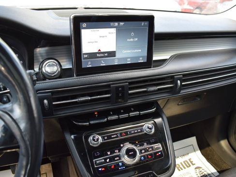 Used 2020 Lincoln Corsair FWD w/ Premium Package image 22