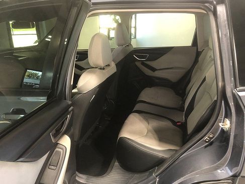 Used 2022 Subaru Forester AWD/4WD image 16