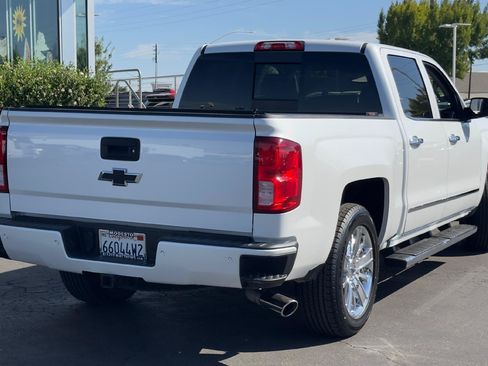 Used 2018 Chevrolet Silverado 1500 High Country RWD image 4