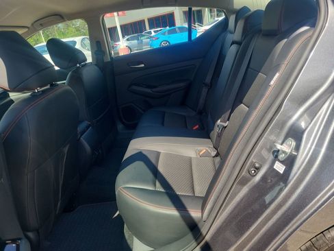 Used 2024 Nissan Altima 2.5 SR image 17