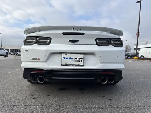 Used 2019 Chevrolet Camaro ZL1 image 9