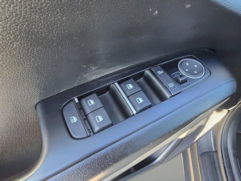 Used 2024 Kia Soul LX w/ Option Group 015 image 28