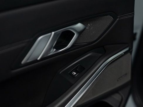 Used 2021 BMW M3 Competition image 27