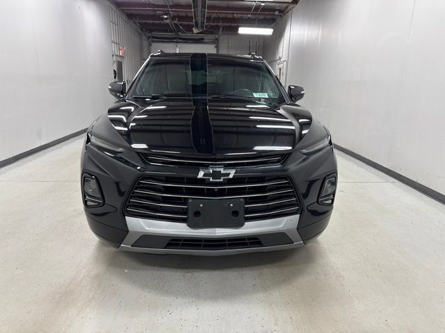 Used 2019 Chevrolet Blazer Premier w/ Sun and Wheels Package AWD/4WD image 2