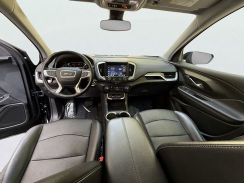Used 2022 GMC Terrain SLT image 3