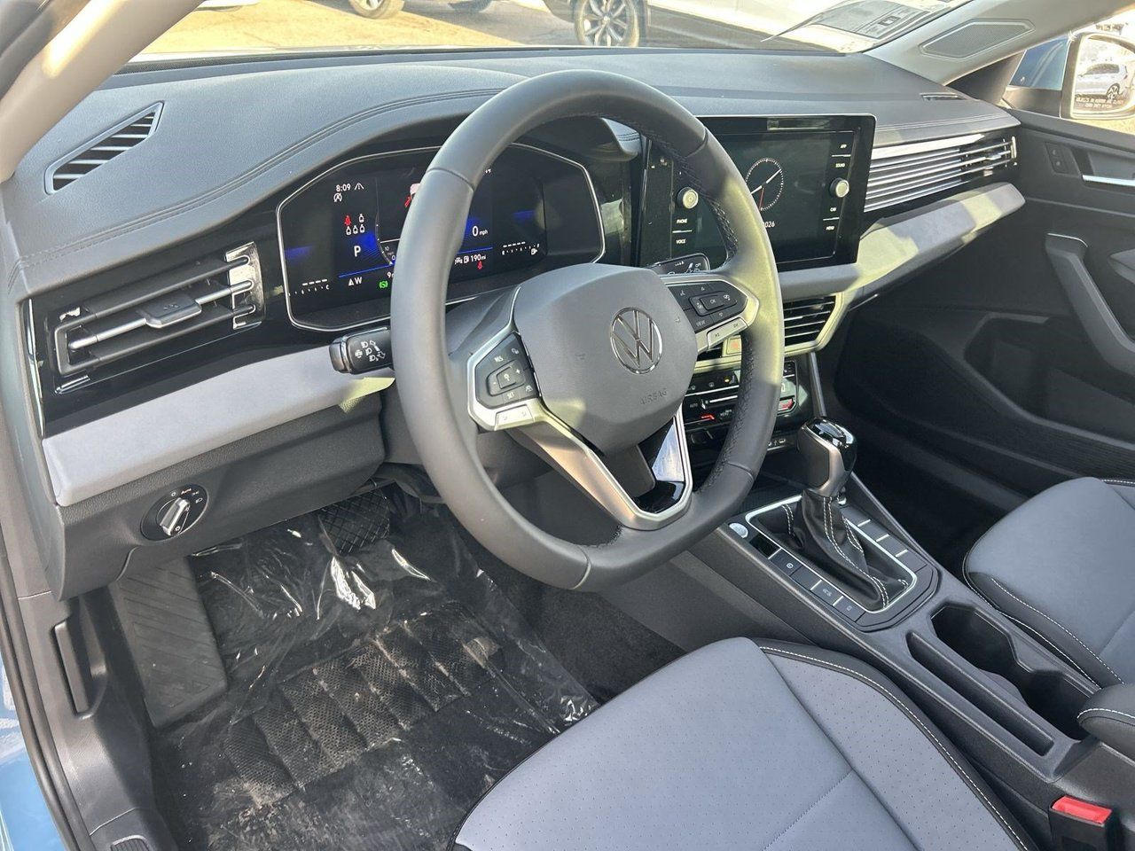 New 2027 Volkswagen Jetta SE FWD image 14
