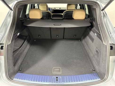 New 2026 Porsche Cayenne image 21