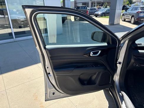 Used 2023 Jeep Compass Trailhawk AWD/4WD image 23