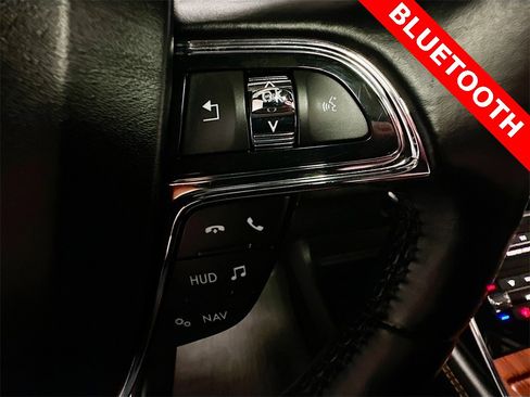 Used 2019 Lincoln Navigator Reserve image 39
