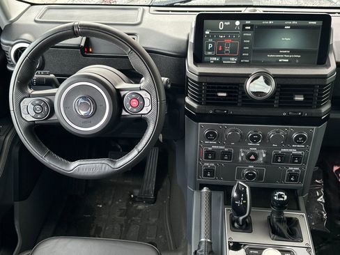 Used 2024 INEOS Grenadier Fieldmaster Edition image 13