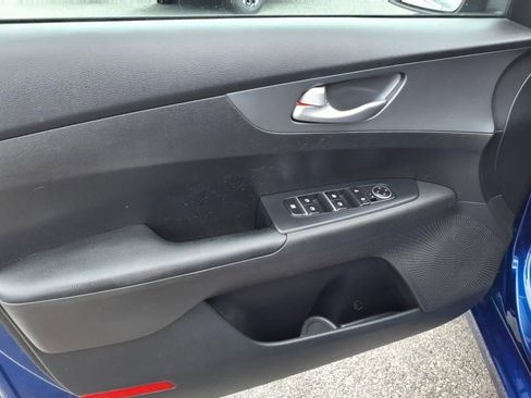 Used 2020 Kia Forte LXS image 16