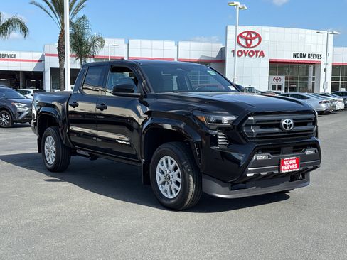 New 2026 Toyota Tacoma SR5 image 5