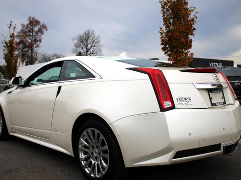 Used 2012 Cadillac CTS Premium image 4