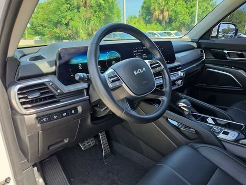 Certified 2023 Kia Telluride SX FWD image 16