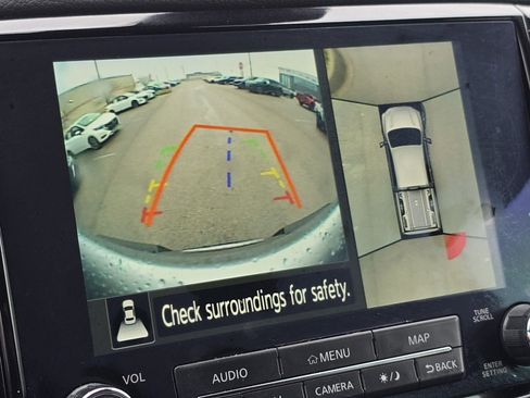 Used 2023 Nissan Titan Platinum Reserve w/ Moonroof Package image 13