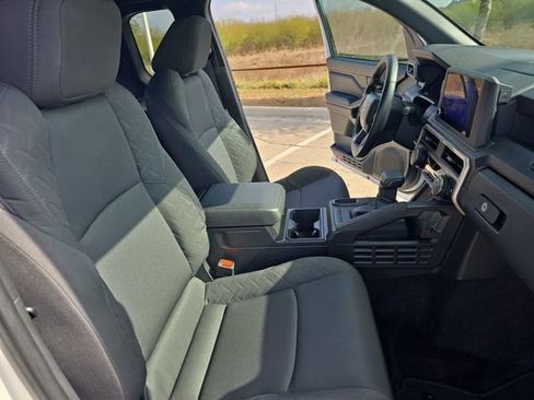 Used 2025 Toyota Tacoma SR image 10