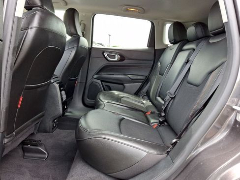 Used 2022 Jeep Compass Trailhawk w/ Trailhawk Convenience Group AWD/4WD image 20