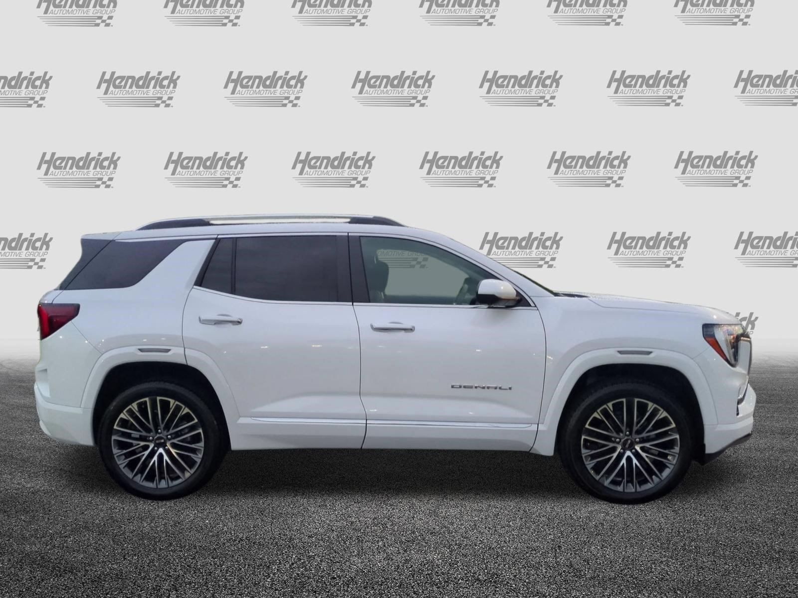 Used 2026 GMC Terrain Denali w/ LPO, Floor Liner Package AWD/4WD image 11