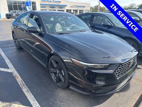 Used 2023 Honda Accord Sport image 1