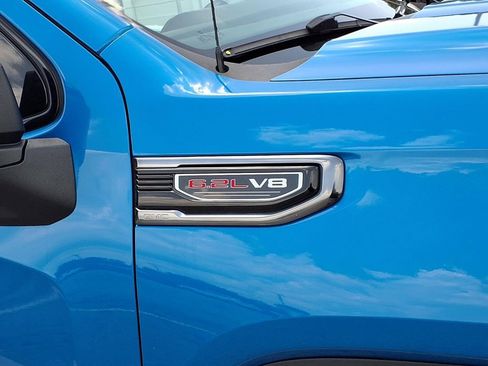 Used 2023 GMC Sierra 1500 AT4 AWD/4WD image 11