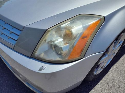 Used 2006 Cadillac XLR RWD image 9