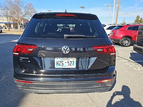 Used 2019 Volkswagen Tiguan SE image 28