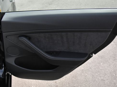 Used 2023 Tesla Model 3 Standard Range RWD image 39