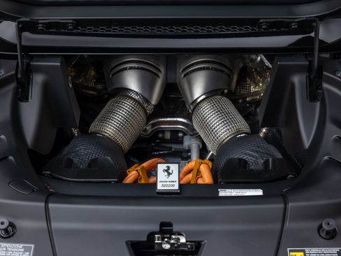 Used 2025 Ferrari 296 GTS image 21