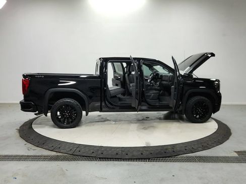 Used 2024 GMC Sierra 1500 Elevation w/ Elevation Premium Package AWD/4WD image 17
