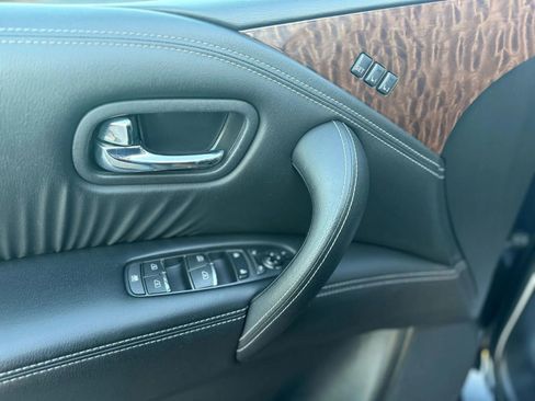 Used 2020 Nissan Armada SL w/ Premium Package image 12