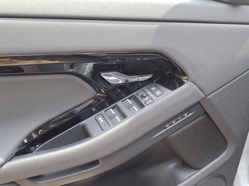 Certified 2025 Land Rover Range Rover Evoque S image 10