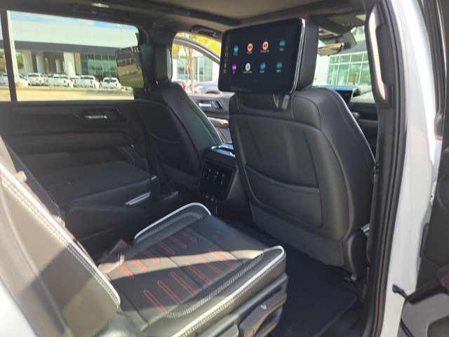 Used 2025 GMC Yukon XL AT4 Ultimate AWD/4WD image 29